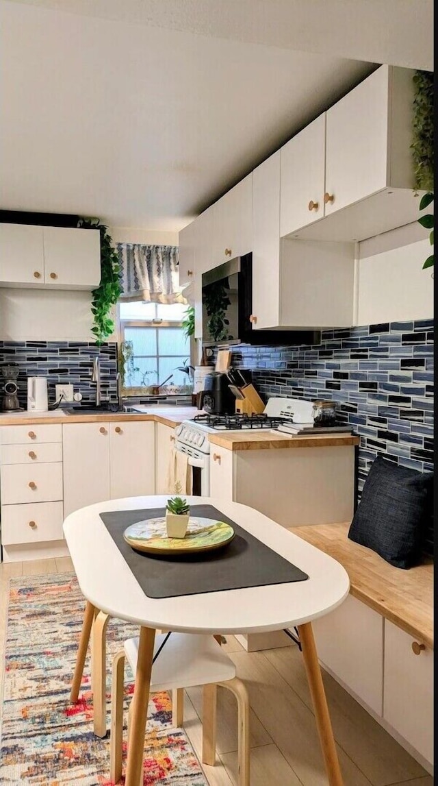 コースト パームツリー ヤード 2ベッドルーム ブロック フロム ビーチ