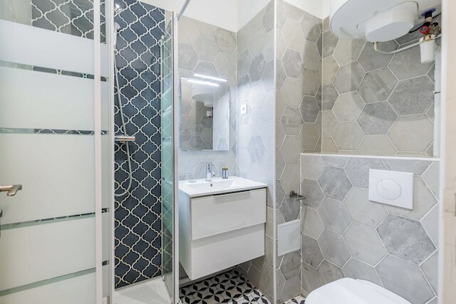 セレニティ ニア サンラザール ステーション