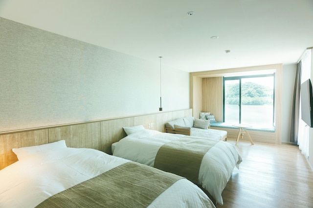 HOTEL＆湖邸 艸花