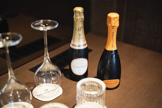 グリーン パーク ペントハウス スイート & プール