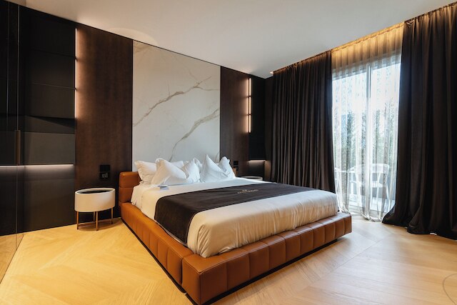 グリーン パーク ペントハウス スイート & プール