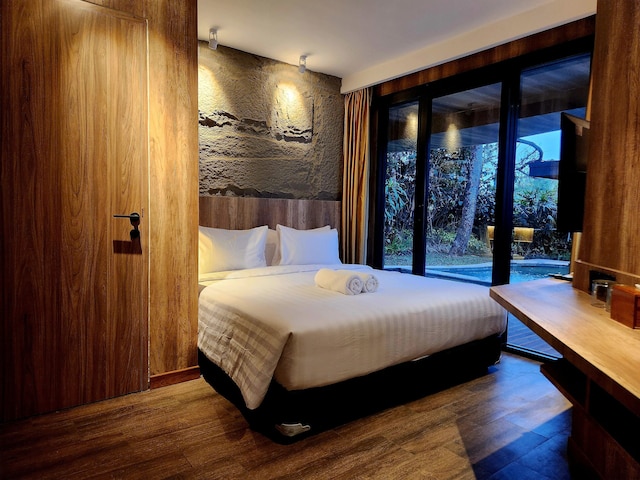 ヴィラ 4 ベッドルーム クラブ ブンガ No. 4 バトゥ マラン