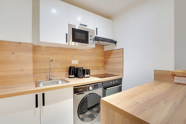 チャーミング レフュージュ ニア ザ サクレ クール