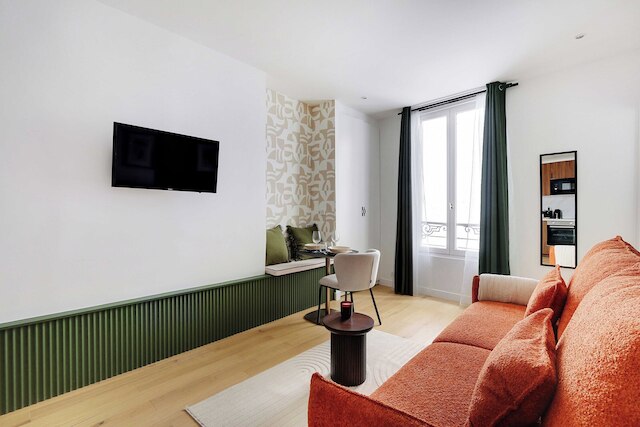 モダン スタジオ フォー 2 ピープル