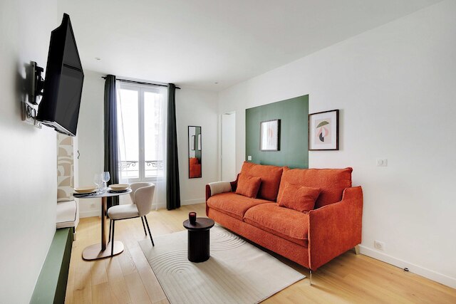 モダン スタジオ フォー 2 ピープル