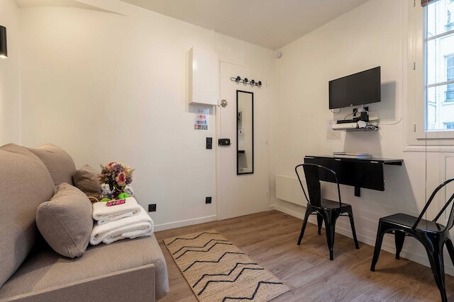 ピースフル スタジオ - 2人 - フォーブル-モンマルトル