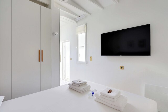 コージー アパートメント 2人 クローズ トゥ サクレ-クール