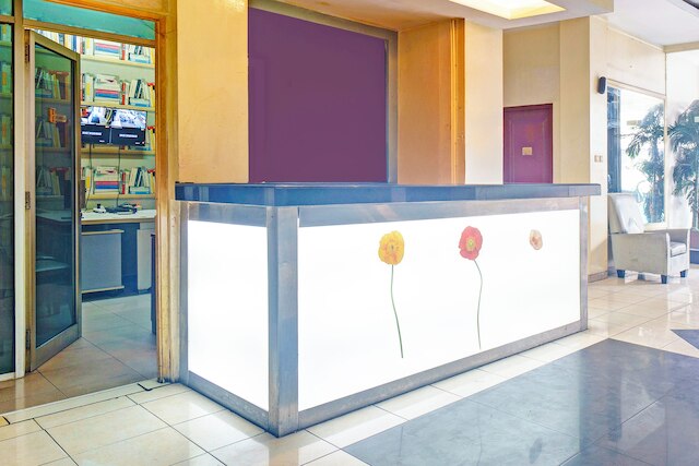 コレクション O タナ アバン ニア スタシウン タナ アバン フォーマリー ホテル ビモ スリピ