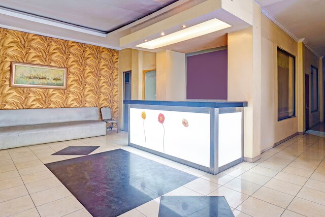 コレクション O タナ アバン ニア スタシウン タナ アバン フォーマリー ホテル ビモ スリピ