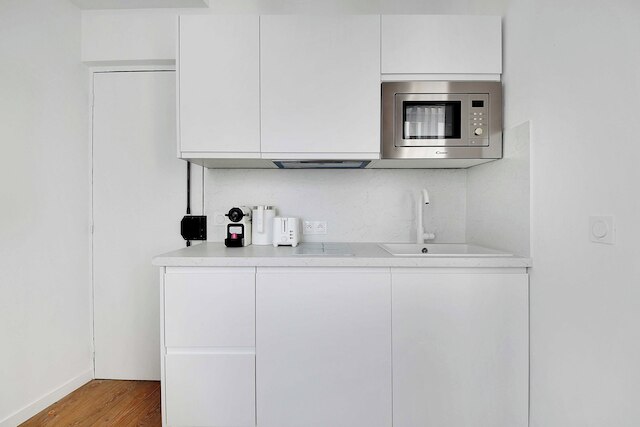 スイート スタジオ フォー 2 パーソンズ - クリニャンクール