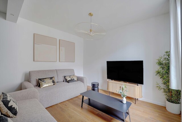 プライベート テラス アパートメント -1ベッドルーム/ 6p-サクレ・クール