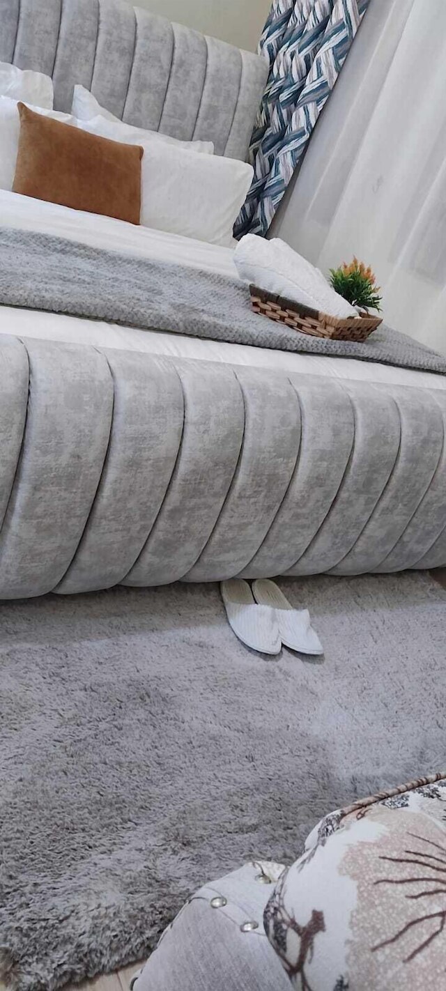 ラックス スイーツ キャピタル ハイツ アパートメンツ