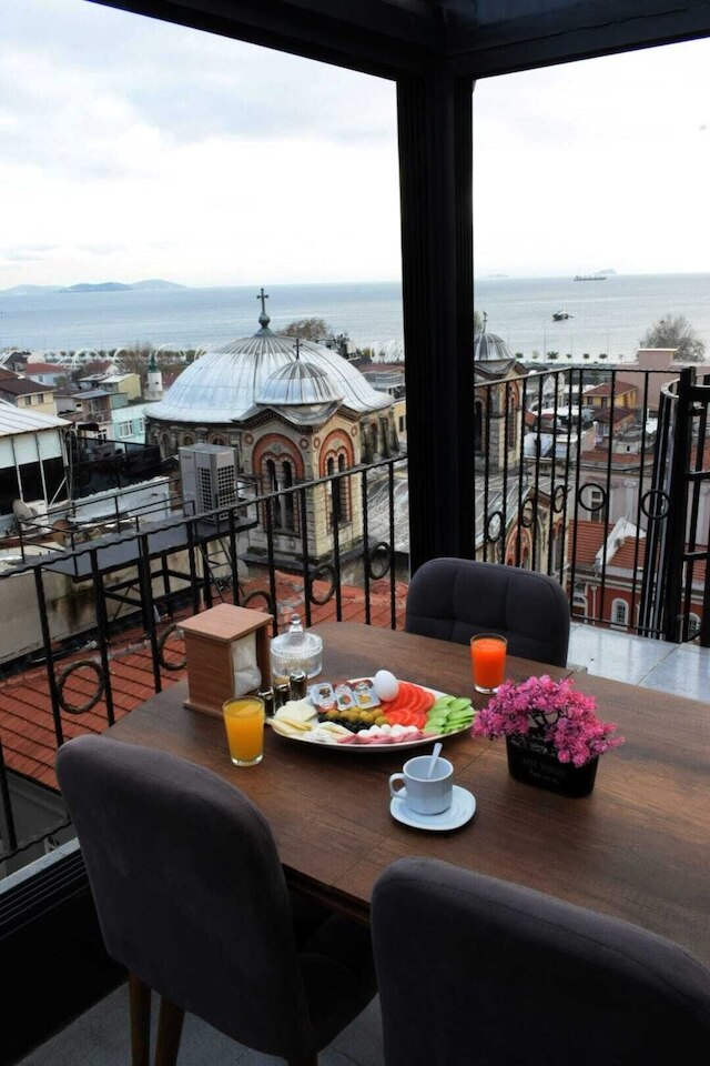 サビナ オテル ニア ザ グランドバザール