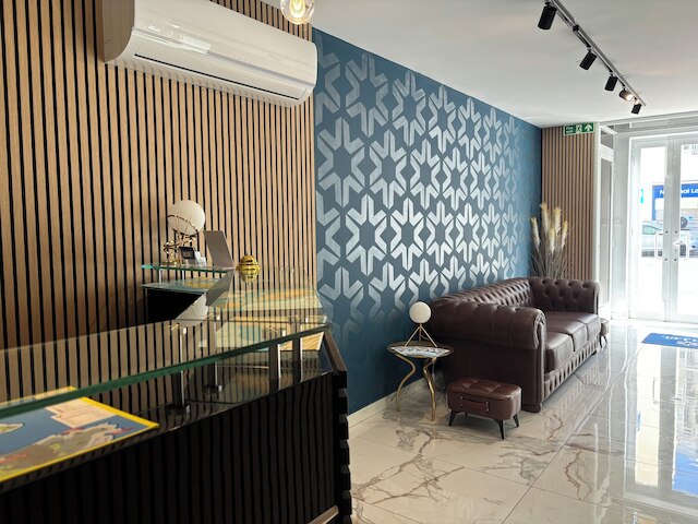 スティル リトリート