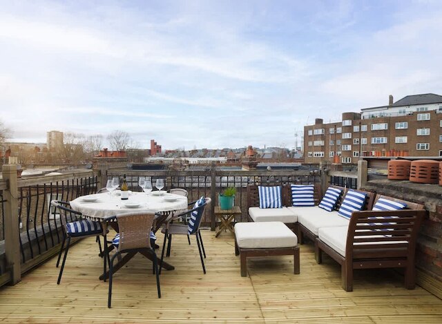 サニー ルーフテラス バロンズコート スリープス 4-6