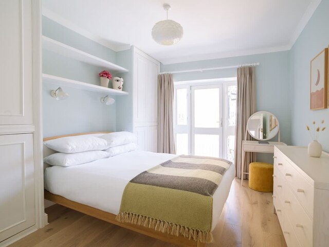 ウェストエンド ドゥルーリーレーン モダン 3 ベッドルーム アパート