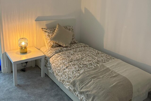 マンチェスター シティ オアシス - スペーシャス 5 ベッドルーム ハウス