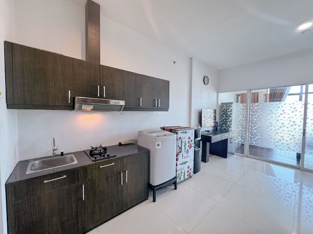 グッド ロケーション アンド リラクシング 1 ベッドルーム アパートメント アット アリヤドゥタ レジデンス