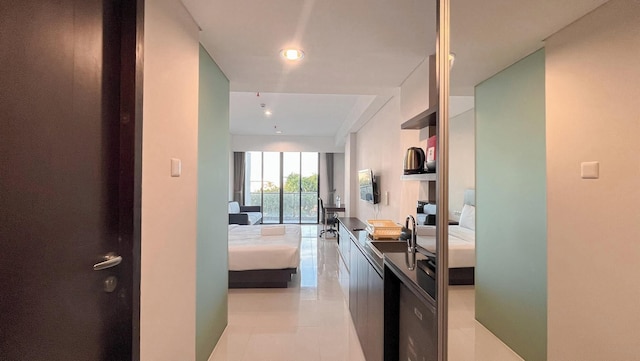 ビューティフリー デザインド スタジオ (ノー キッチン) アパートメント アット スケールズ レジデンス ヌサドゥア バリ