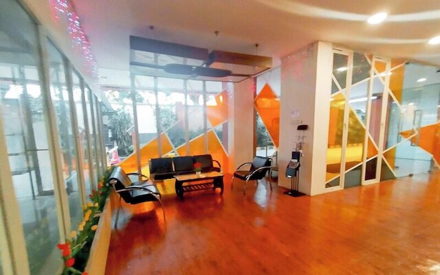 ベスト プライス アンド コンフォータブル リビング スタジオ アット ハイ ポイント サービスド アパートメント