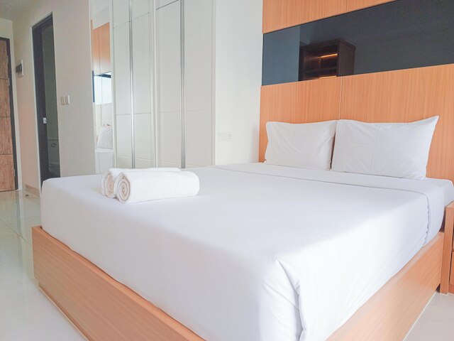 モダン アンド グッド スタジオ アット デルフト チプトラ マカッサル アパートメント