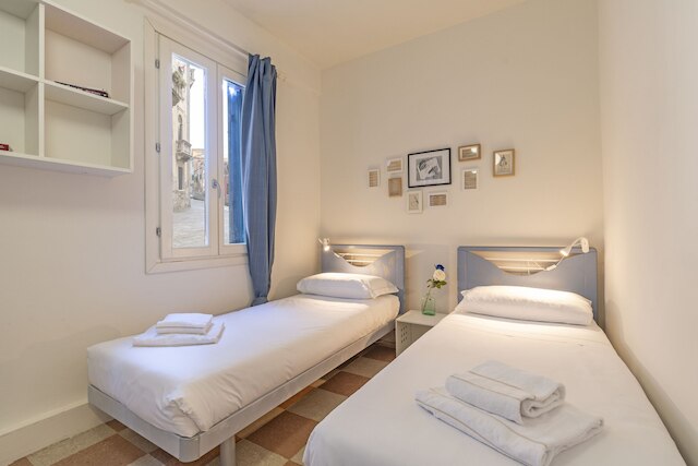 サンタ ルチア カナル ビュー バイ ワンダフル イタリー