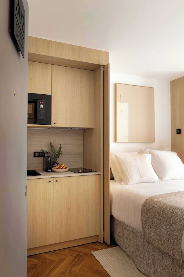 レジデンス パリ リヨネ