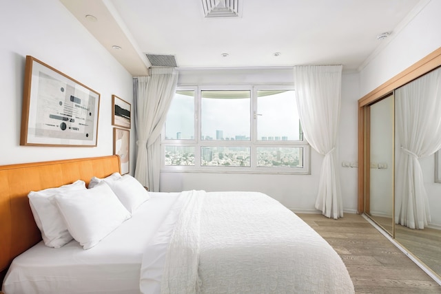 スタイリッシュ アパート バルコニー ビュー バイ シー アンド レント