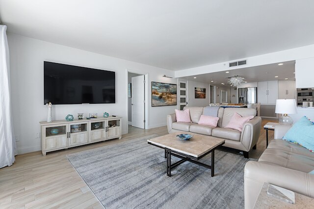 ビーチフロント 3 ベッド コンド デイトナビーチショアーズ FL