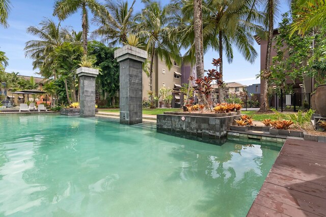 パルマ ケアンズ リゾート 9 プールズ ジム