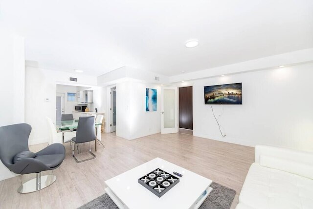 モダン アパートメント ニア リンカーン ロード