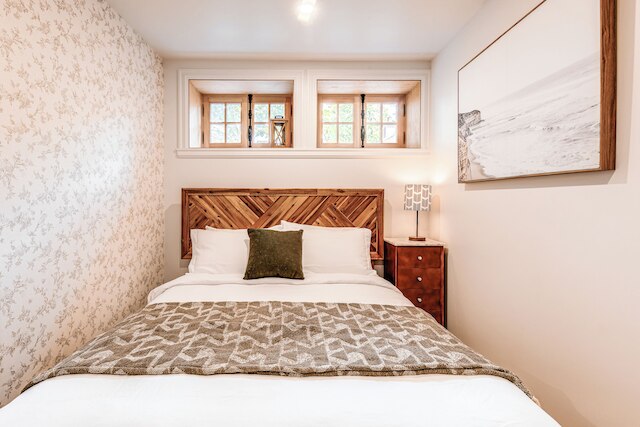 マジェスティック 3 ベッドルーム デザイナー アパートメント