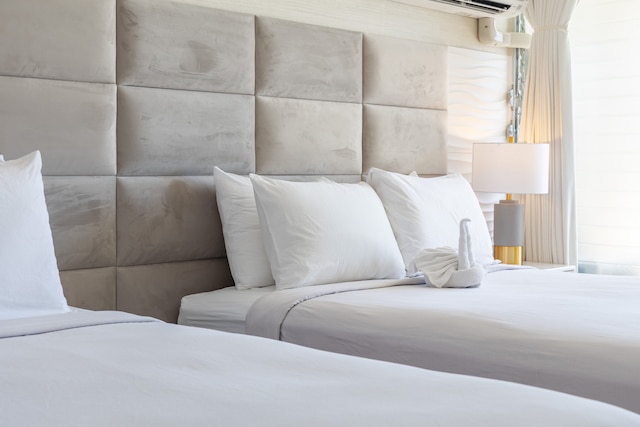 オーシャン アンド シティ ビューズ アット アイランド コロニー ニア ワイキキ ビーチ