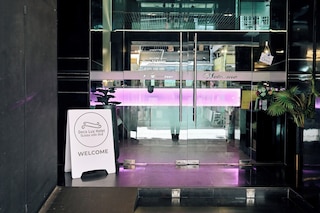 デコ ラックス ホテル