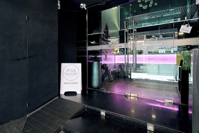 デコ ラックス ホテル