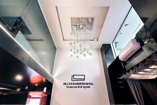 デコ ラックス ホテル