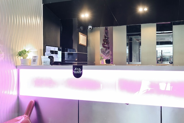 デコ ラックス ホテル