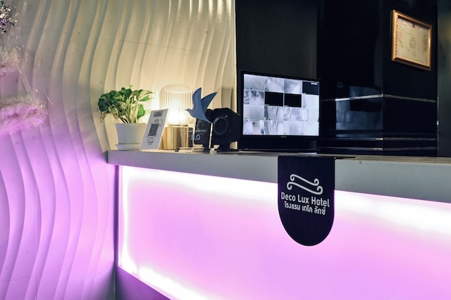 デコ ラックス ホテル