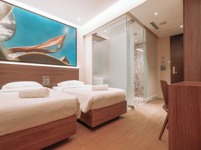 A オテル ブギス 11アワーズ ステイ フロム 8PM トゥ 9AM