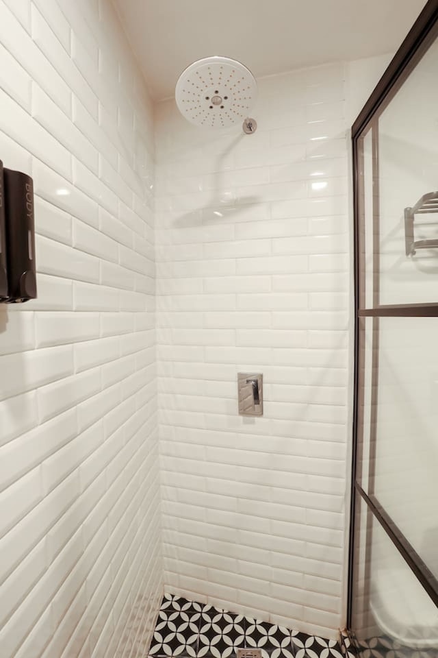 ザ ストライプド ロフト モダン エレガンス イン ア セントリック ロケーション