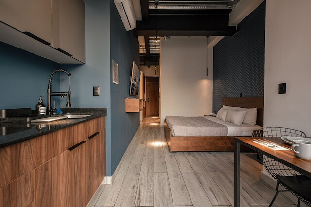 ザ スカイライン ロフト モダン コンフォート ウィズ スタニング シティ ビューズ