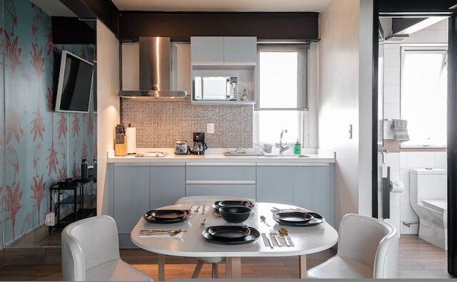 ザ フラミンゴ ルーフトップ スイート ユニーク デザイン イン ア セントリック ロケーション