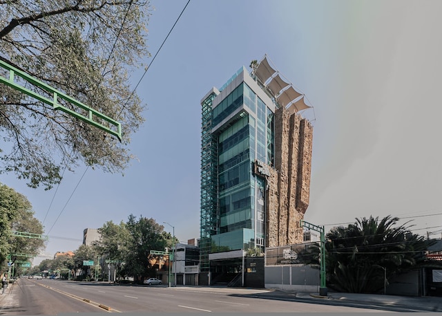 ザ フラミンゴ ルーフトップ スイート ユニーク デザイン イン ア セントリック ロケーション