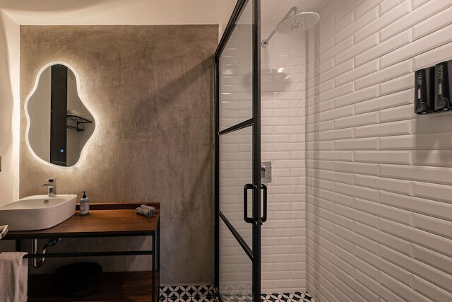 ザ ダイヤモンド ロフト モダン ラグジュアリー ウィズ ア フリー エクイップド キッチン