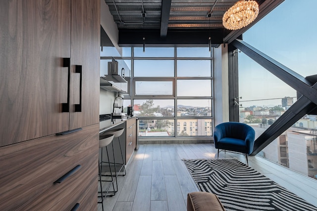 ザ ダイヤモンド ロフト モダン ラグジュアリー ウィズ ア フリー エクイップド キッチン