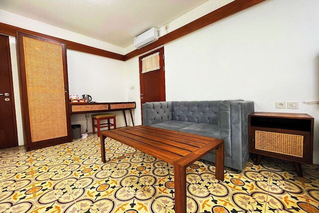 エマキ ブミ シンガー