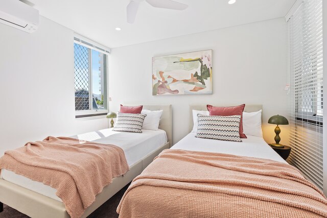 モダン アパートメント ウィズ エスプラネード ビューズ