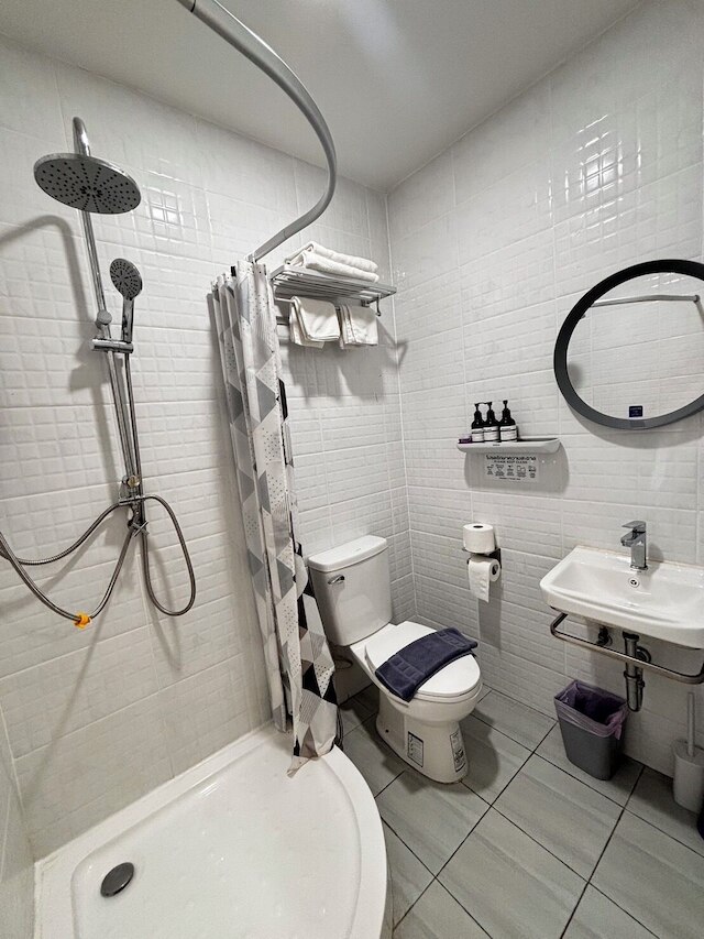 PJ ホステル & バー