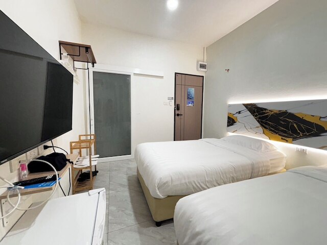 PJ ホステル & バー