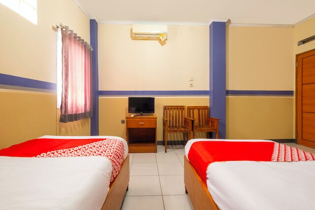 ホテル O リアウ ニア ゲドゥン サテ フォーマリー パトラディサ